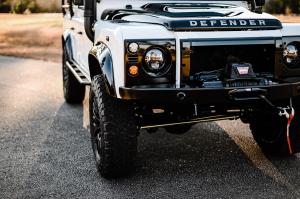 Land Rover Defender 110 by Osprey Custom Cars 1993 года 